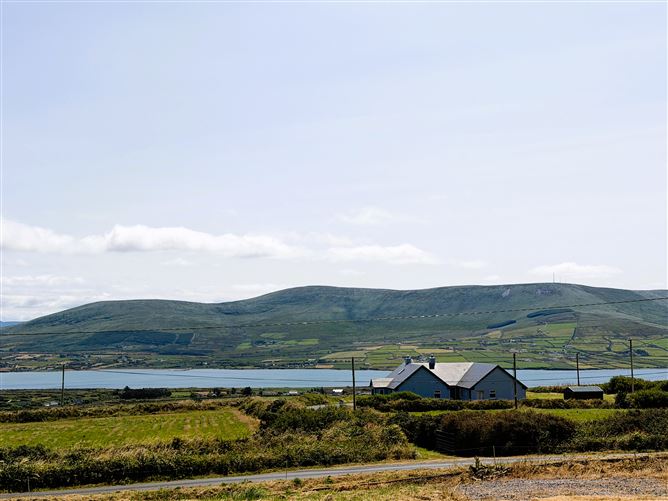 Photo 25 of 27 — Ref 1243 - Tinnies Upper, Valentia Island, Kerry