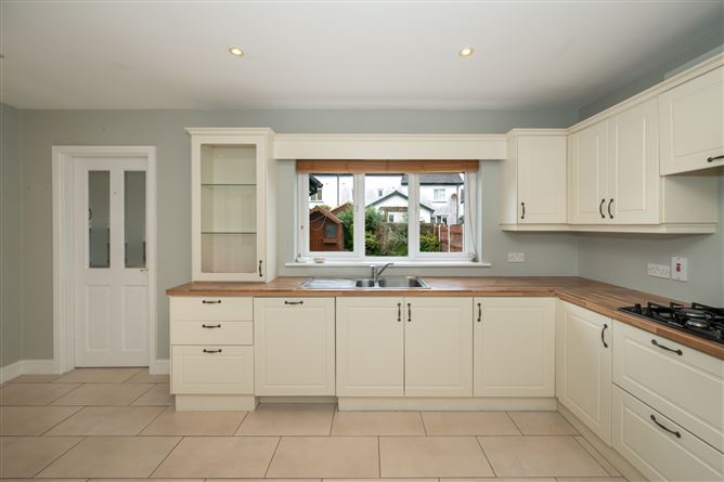13 Highfield Avenue, Ballincollig, Cork