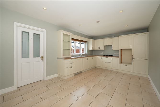 13 Highfield Avenue, Ballincollig, Cork