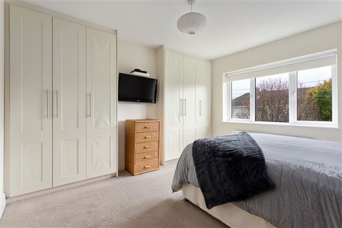 25 Gledswood Avenue, Clonskeagh, Dublin 14