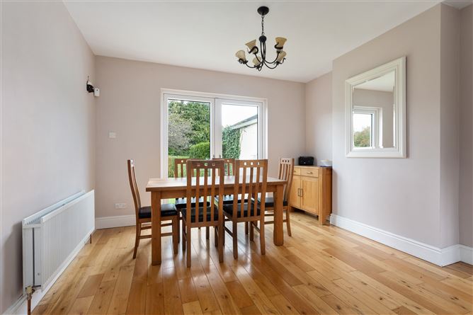 25 Gledswood Avenue, Clonskeagh, Dublin 14