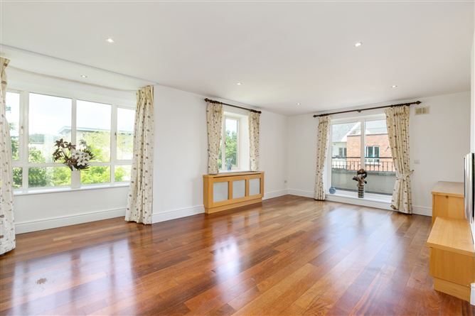 49 Ballintyre Grove, Ballinteer, Dublin 16