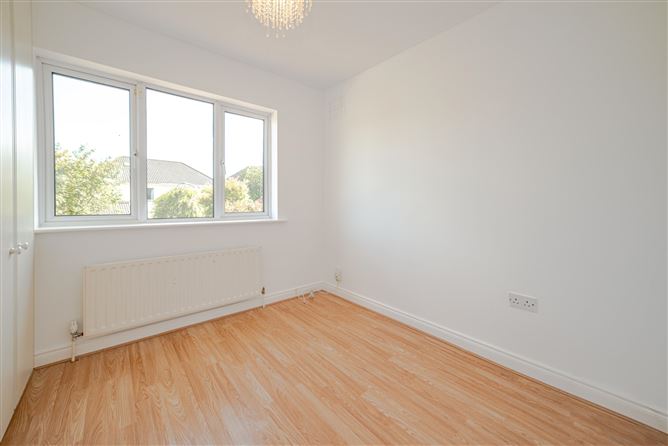 35 Oakdale Close, Ballycullen Road, Firhouse, Dublin