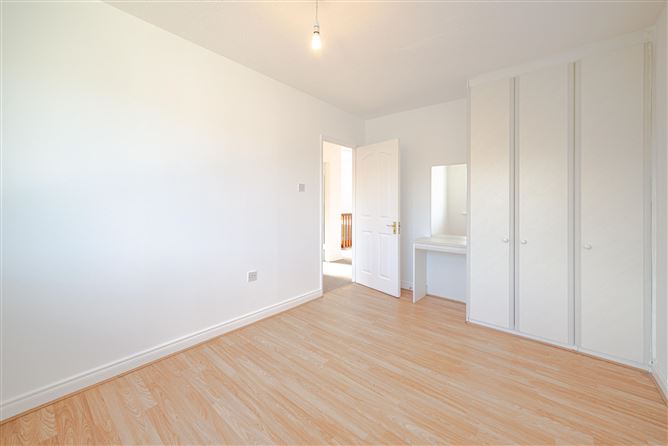 35 Oakdale Close, Ballycullen Road, Firhouse, Dublin