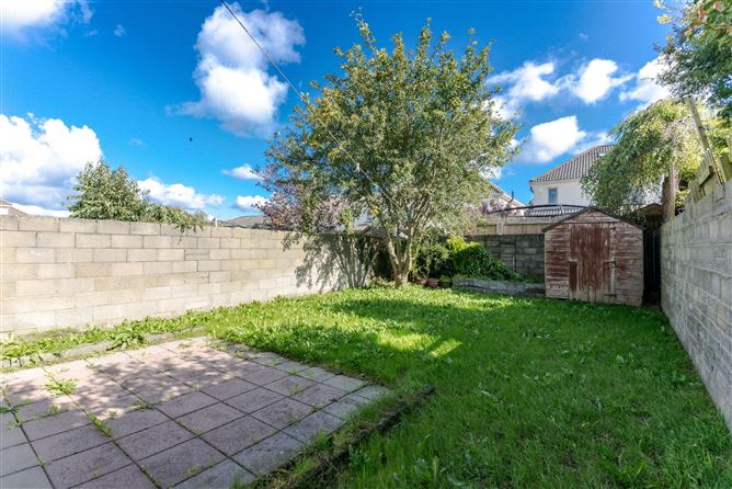 35 Oakdale Close, Ballycullen Road, Firhouse, Dublin