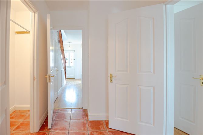 35 Oakdale Close, Ballycullen Road, Firhouse, Dublin
