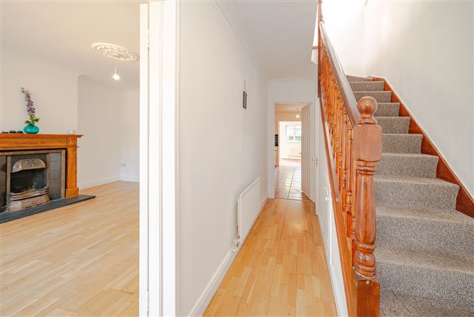 35 Oakdale Close, Ballycullen Road, Firhouse, Dublin