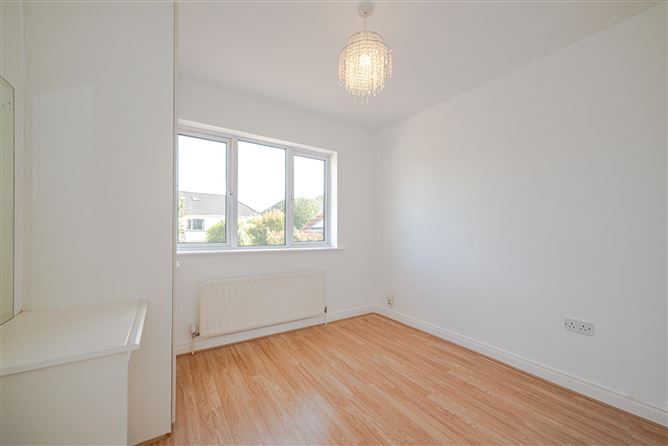 35 Oakdale Close, Ballycullen Road, Firhouse, Dublin