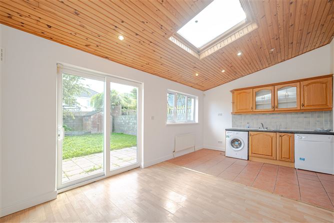 35 Oakdale Close, Ballycullen Road, Firhouse, Dublin