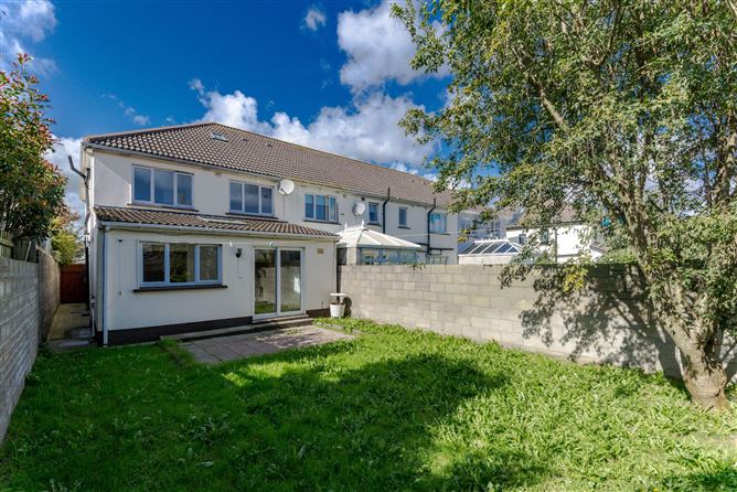 35 Oakdale Close, Ballycullen Road, Firhouse, Dublin