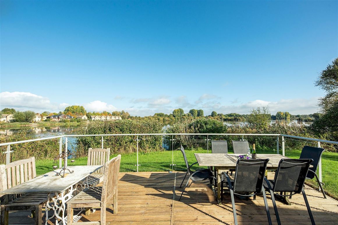 Lake Views,Somerford Keynes,Gloucestershire,United Kingdom