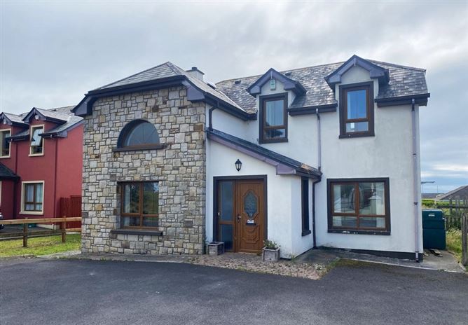No 25 Stracomer Hill, Bundoran, Co. Donegal