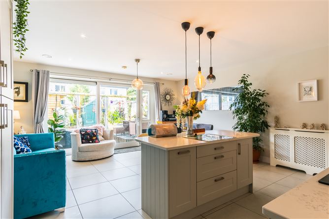 18 Cedarview, Santry, Dublin 9