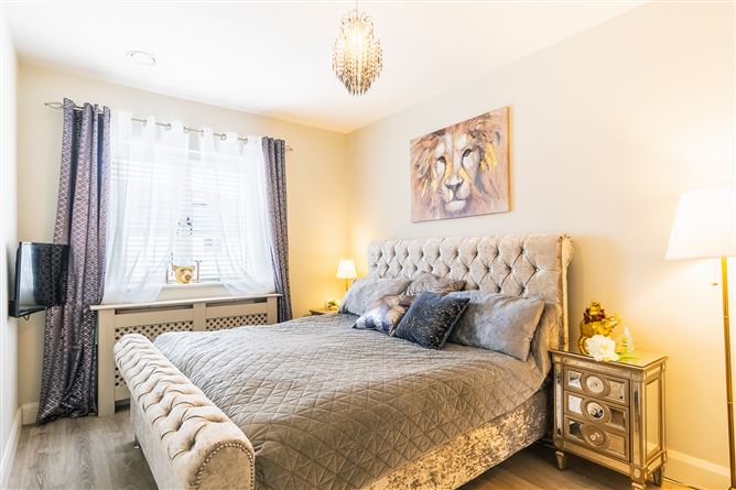 18 Cedarview, Santry, Dublin 9