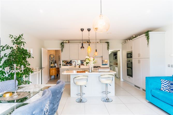 18 Cedarview, Santry, Dublin 9