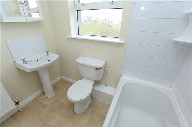 26 Whitethorn, Cross Lanes, Drogheda, Co. Louth