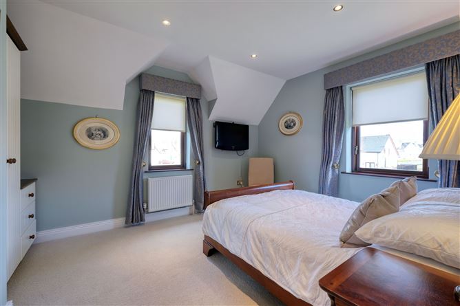 8 Errew Drive, Lough Rinn, Mohill, Co. Leitrim