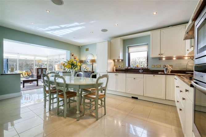 8 Errew Drive, Lough Rinn, Mohill, Co. Leitrim