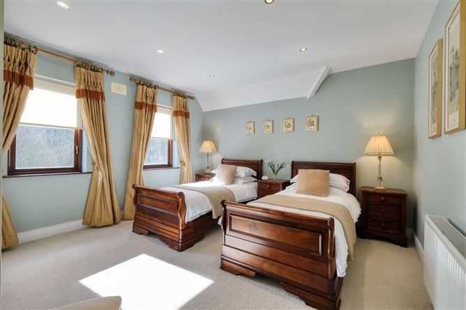 8 Errew Drive, Lough Rinn, Mohill, Co. Leitrim