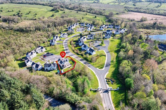 8 Errew Drive, Lough Rinn, Mohill, Co. Leitrim