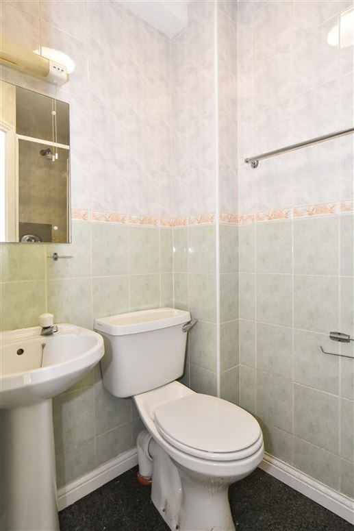 16 Dun Aengus, Dock Street, Galway 16 Dun Aengus, Dock Street, Galway