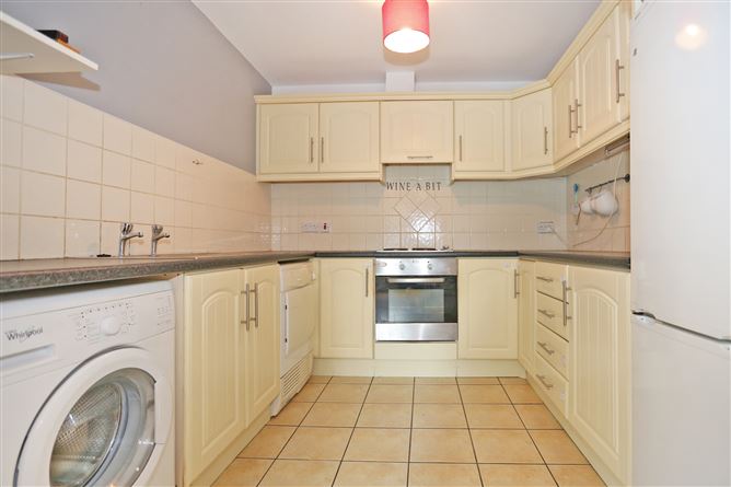 37 Ballycasey Crescent, Shannon, Co. Clare