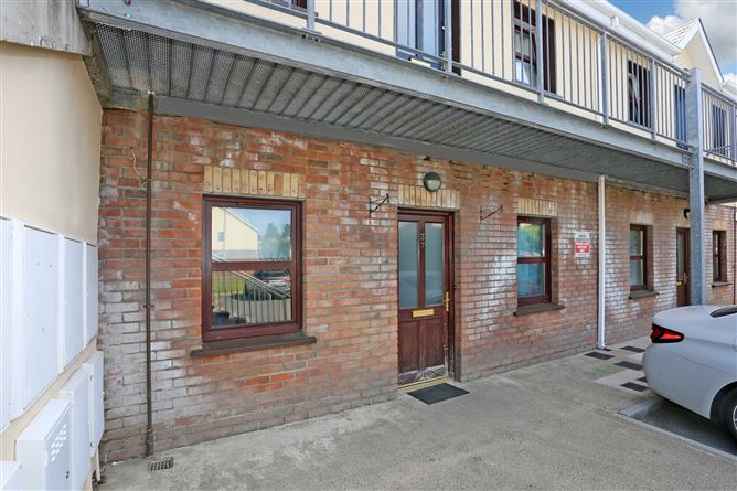 37 Ballycasey Crescent, Shannon, Co. Clare