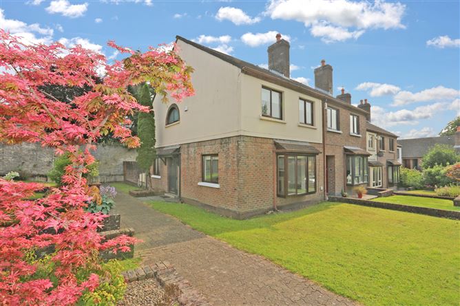 13 Rosehill, O'Callaghan Strand, Limerick
