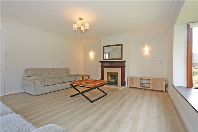 13 Rosehill, O'Callaghan Strand, Limerick