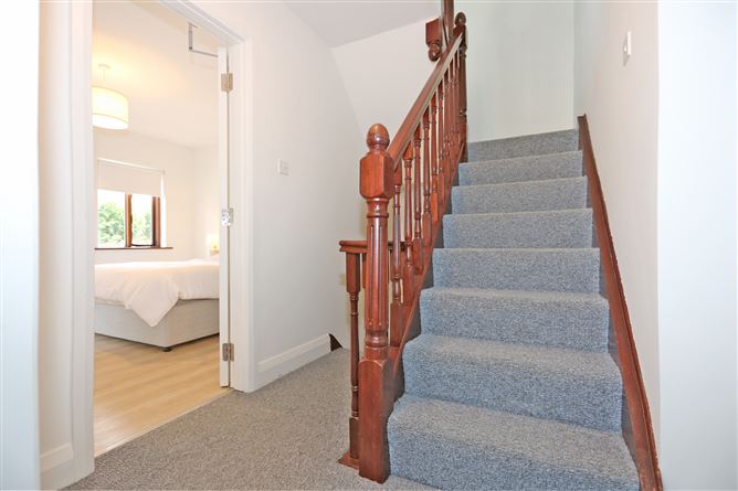 13 Rosehill, O'Callaghan Strand, Limerick