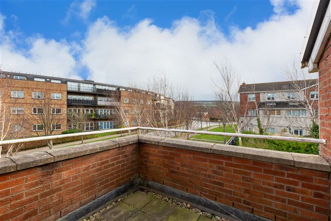 1 Carrigmore Downs, Citywest,   Dublin 24