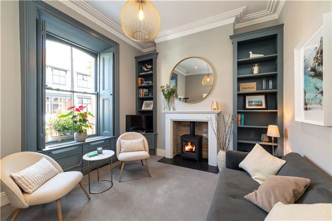 https://photos-a.propertyimages.ie/media/0/9/9/4923990/cdd8571a-37cb-4a4f-80ab-0778fcf2a271_l.jpg