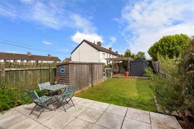 Photo 10 of 13 — 35 Loreto Crescent, Rathfarnham, Dublin 14
