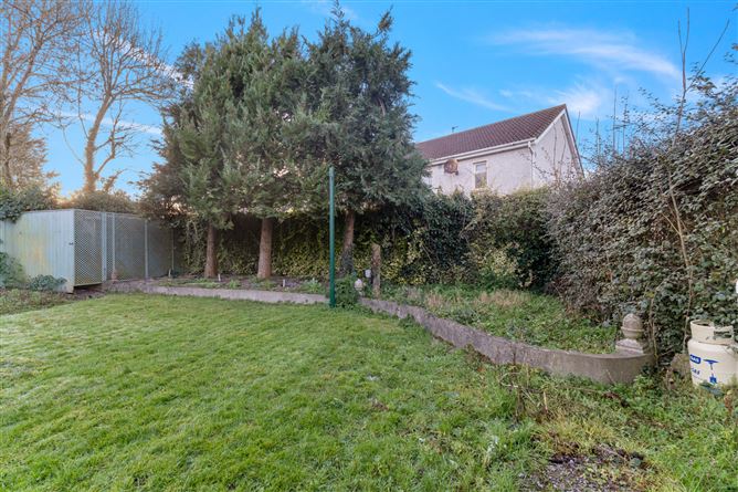 Photo 27 of 32 — 4 Pineview, Commons Road, Navan, Meath