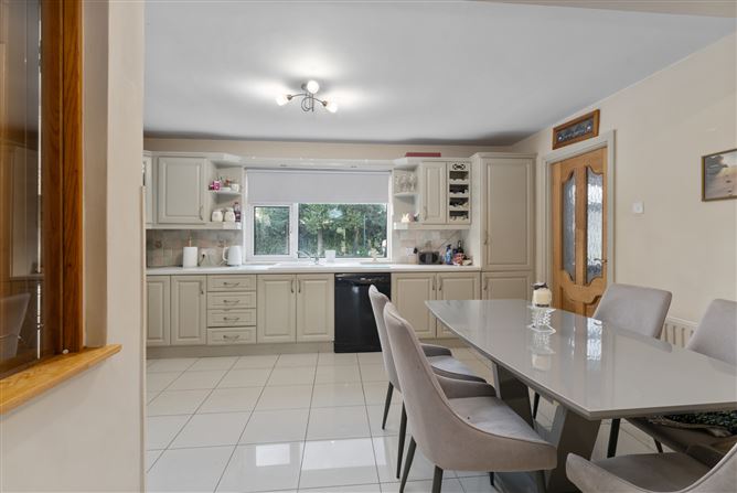 Photo 10 of 32 — 4 Pineview, Commons Road, Navan, Meath