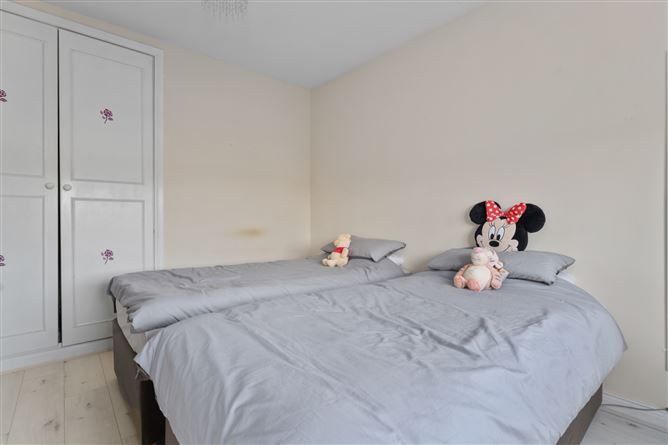 Photo 17 of 32 — 4 Pineview, Commons Road, Navan, Meath