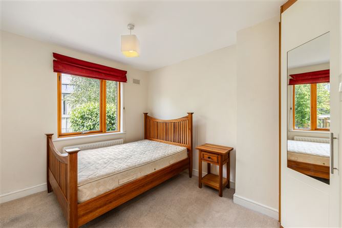 Photo 10 of 15 — House 11, 150 Howth Road, Clontarf, Dublin 3