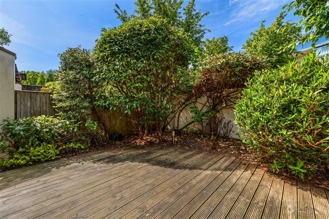 Photo 12 of 15 — House 11, 150 Howth Road, Clontarf, Dublin 3