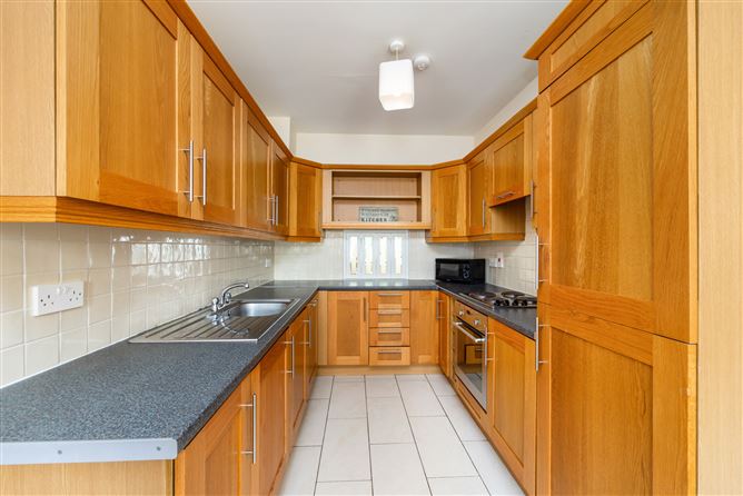 Photo 5 of 15 — House 11, 150 Howth Road, Clontarf, Dublin 3