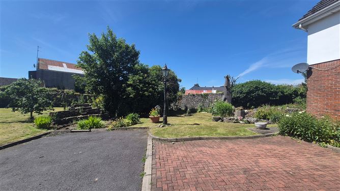 Cumberland Gardens, Emmet Street, Birr, Co. Offaly
