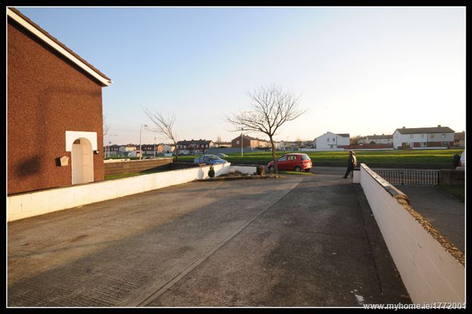 Photo 13 of 15 — 22 MOATVIEW AVENUE, Clonshaugh, Dublin 17