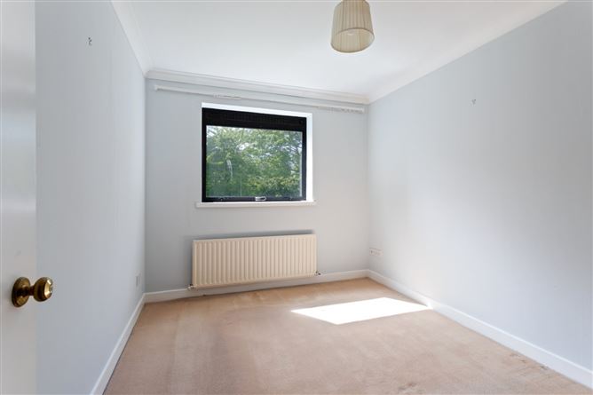 75 The Elms, Mount Merrion Avenue, Mount Merrion, Blackrock, Co. Dublin