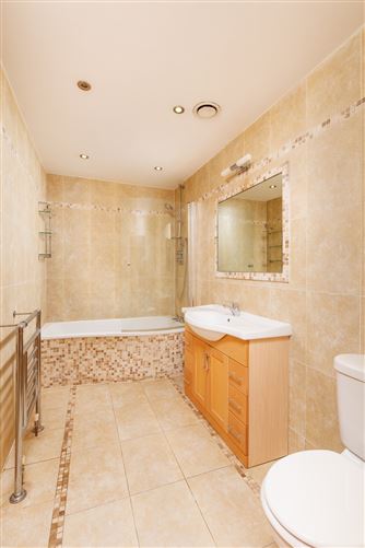 43 Gainsborough Park, Malahide, Co. Dublin