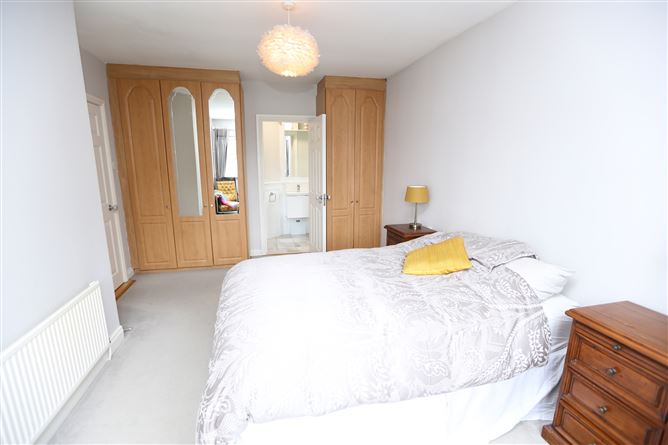 4 Woodview, Dublin Road, Drogheda, Co. Louth
