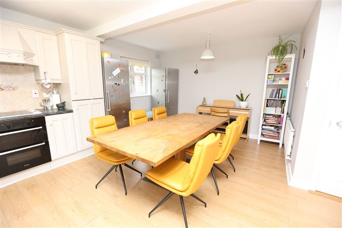 4 Woodview, Dublin Road, Drogheda, Co. Louth