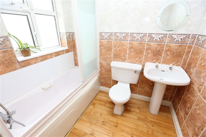 4 Woodview, Dublin Road, Drogheda, Co. Louth