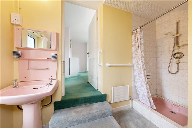 30 Knocknashee, Goatstown, Dublin 14