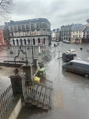 12-14 Rose Inn Street, The Parade, Kilkenny