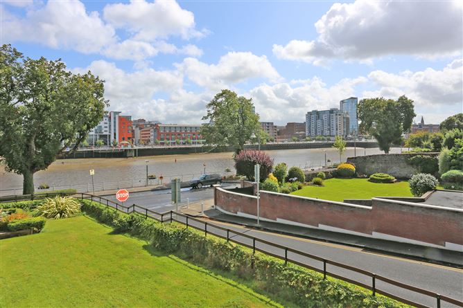 6 Strand Court, O'Callaghan Strand, Limerick