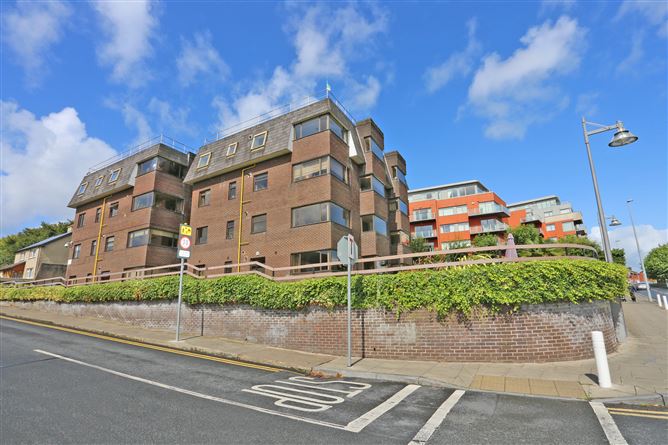 6 Strand Court, O'Callaghan Strand, Limerick